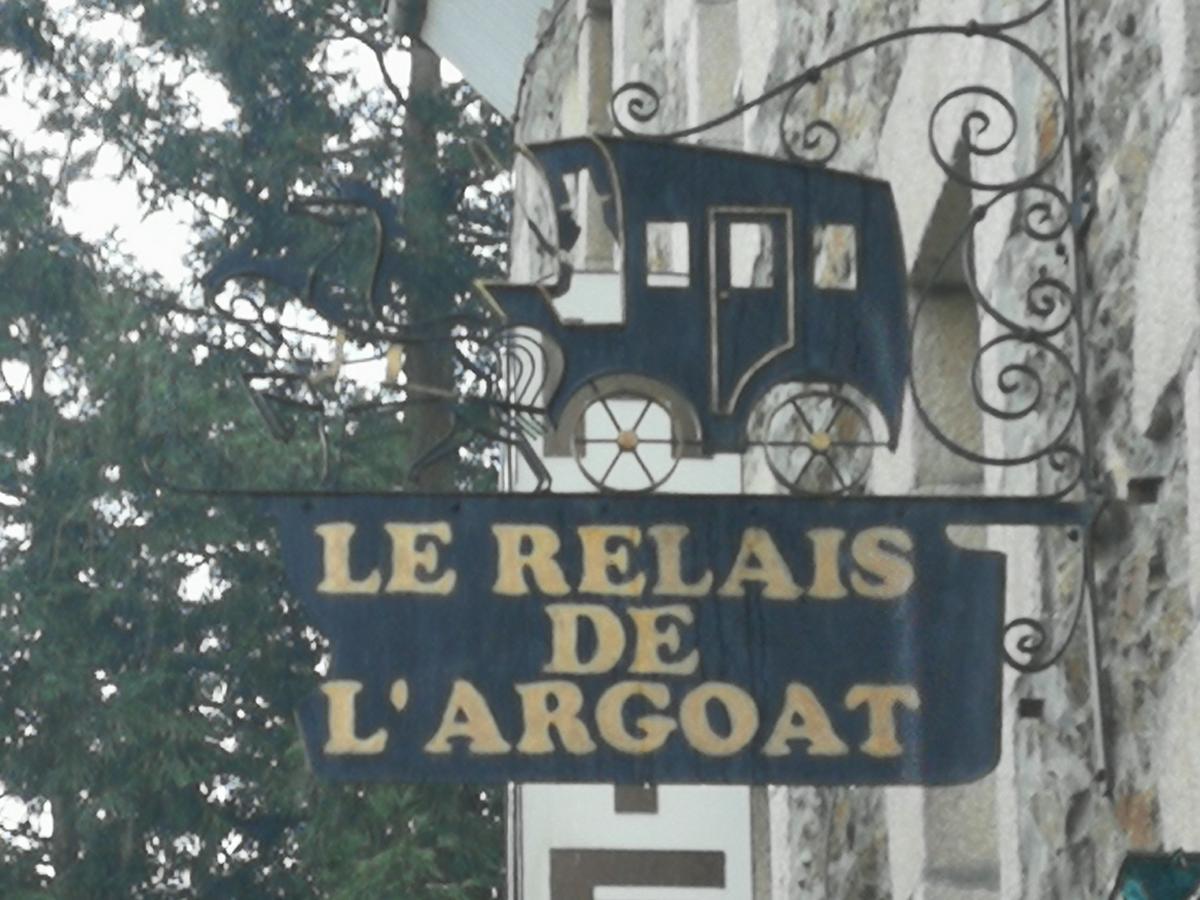 Belle-Isle-en-Terre Le Relais De L'Argoat酒店 外观 照片